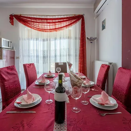 Appartamento Strandnahe Ferienwohnung Mit Meerblick, Pool Crikvenica