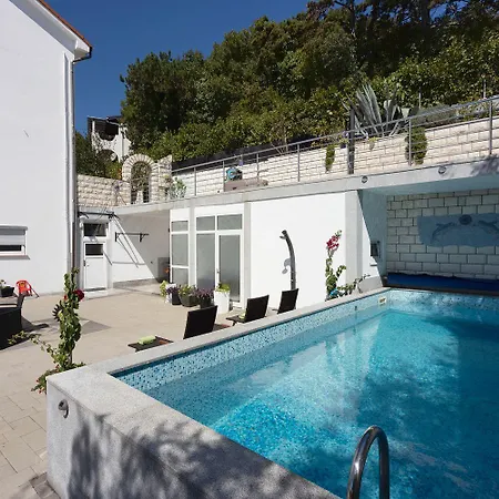 Strandnahe Ferienwohnung Mit Meerblick, Pool Crikvenica