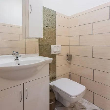 Appartamento Strandnahe Ferienwohnung Mit Meerblick, Pool