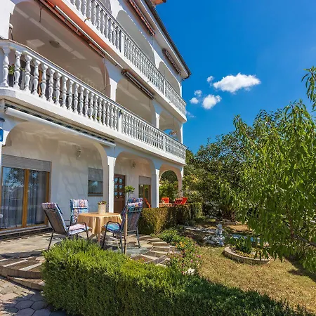 Appartamento Strandnahe Ferienwohnung Mit Meerblick, Pool